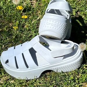 CROCS Women's Classic White Sandals